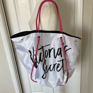 Victoria's Secret Pink and White Tote Bag NWT